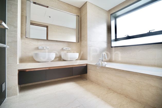 3 Bed Condo for Rent in 3 Orchard By-The-Park