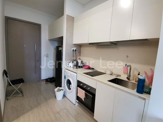 Studio Condo for Rent in Stratum