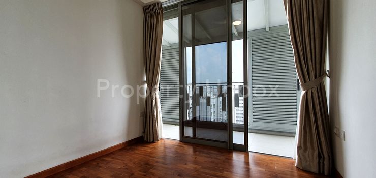 3 Bed Condo for Rent in Flo Residence