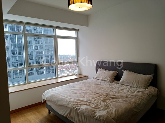2 Bed Condo for Rent in Icon