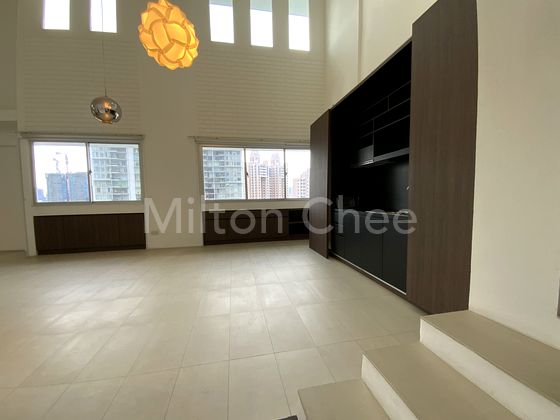 5 Bed Condo for Rent in Leonie Towers