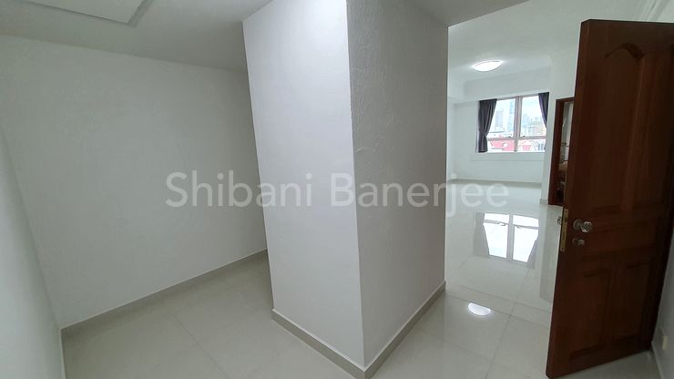 3 Bed Condo for Rent in 336 River Valley