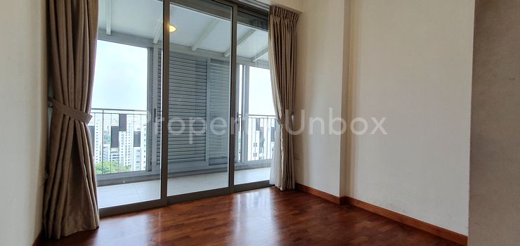 3 Bed Condo for Rent in Flo Residence