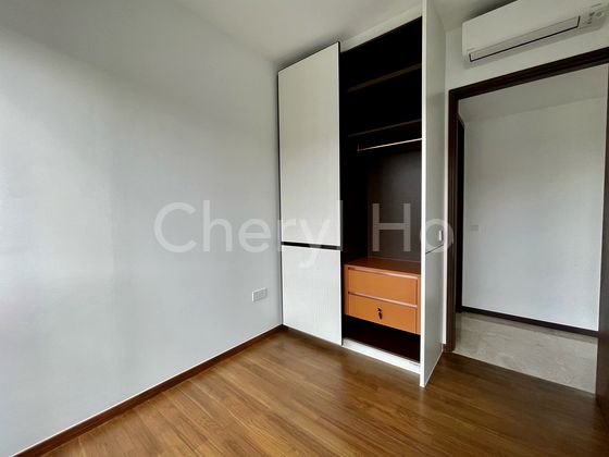 3 Bed Condo for Rent in Royalgreen