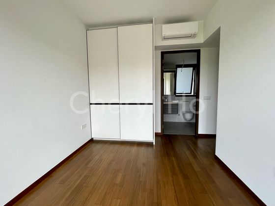 3 Bed Condo for Rent in Royalgreen