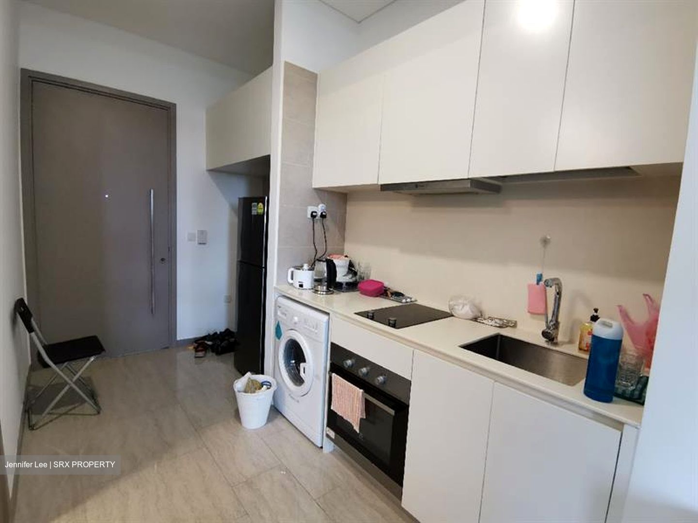 Stratum (D18), Condominium - For Rent