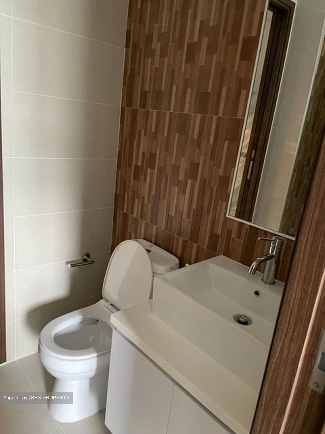 Laurel Tree (D23), Apartment - For Rent