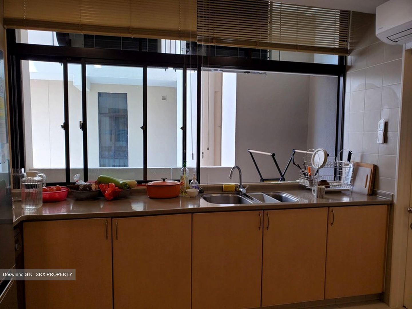 The Colonnade (D10), Condominium - For Rent