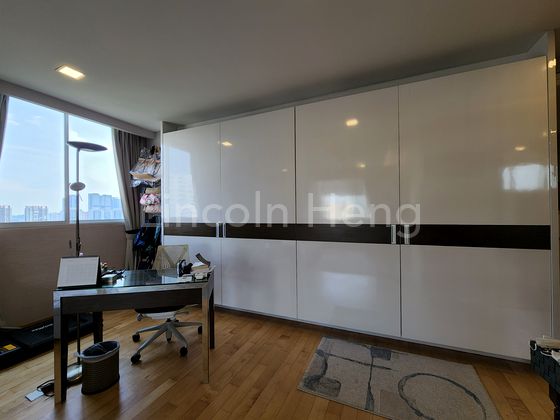 4 Bed Condo for Rent in One Chatsworth