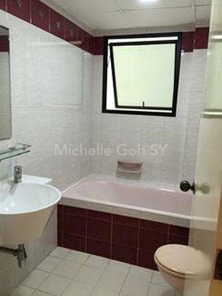 2 Bed Condo for Rent in Central Green Condominium