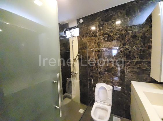 3 Bed Condo for Rent in Banyan Condominium