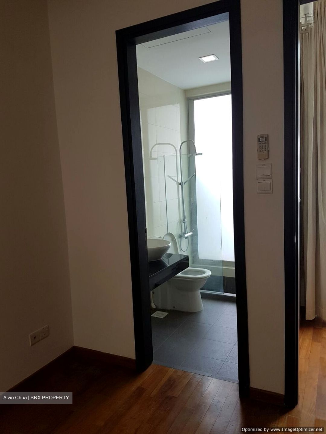 Thomson V One (D20), Apartment - For Rent