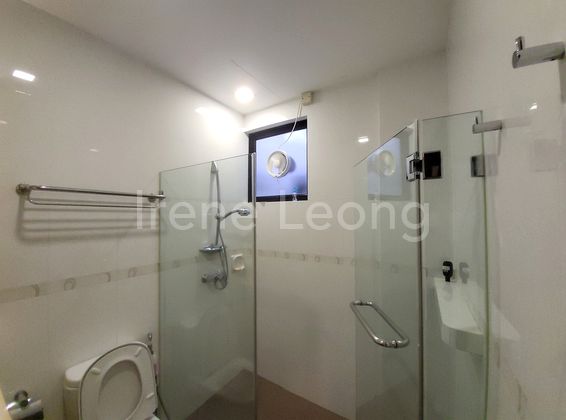 3 Bed Condo for Rent in Banyan Condominium