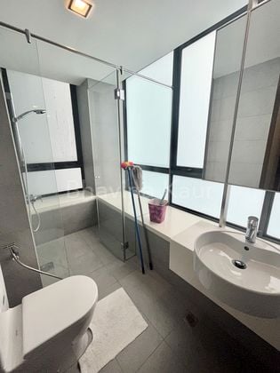 1 Bed Condo for Rent in The Suites @ Central