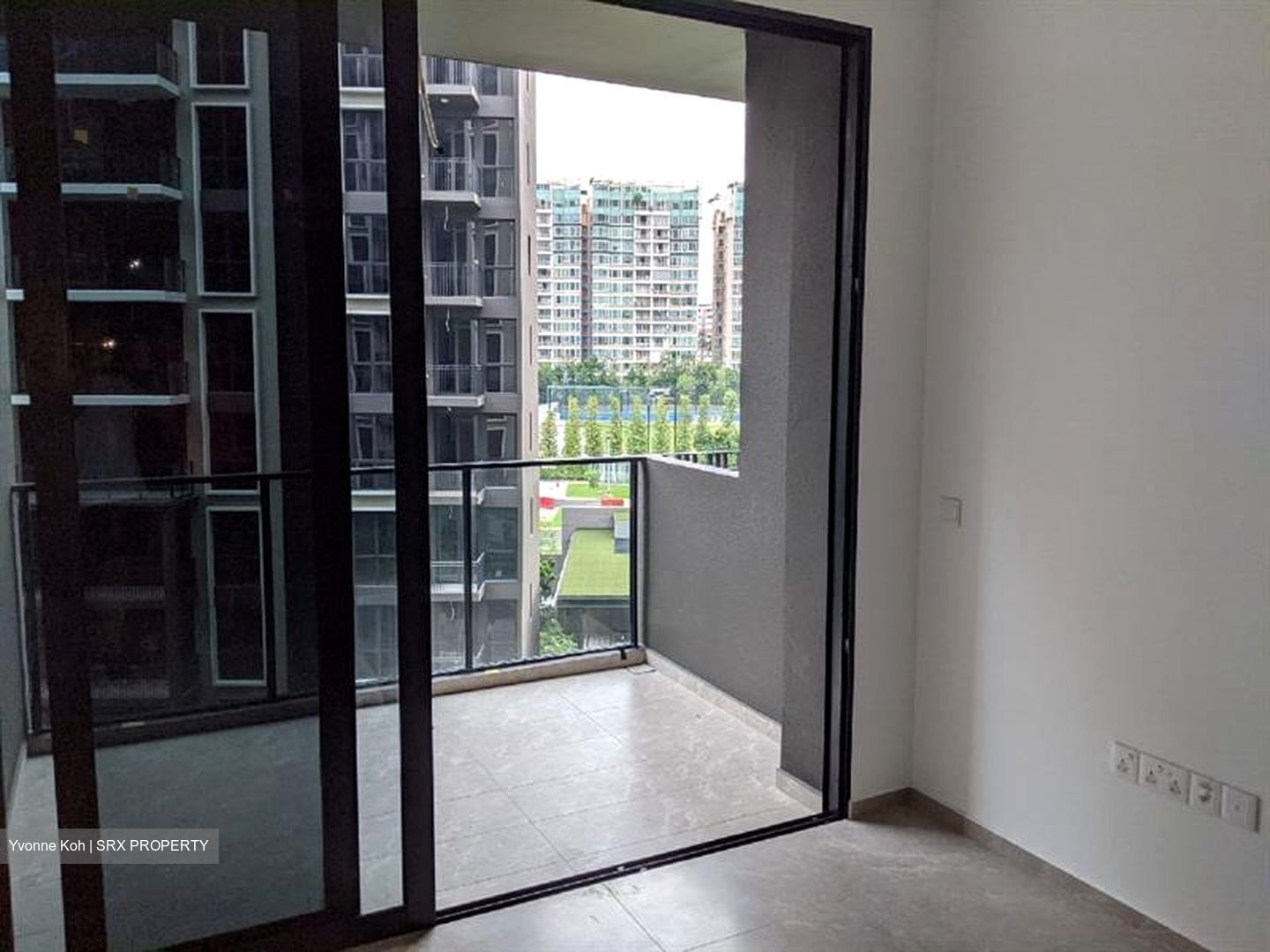 Park Colonial (D13), Condominium - For Rent