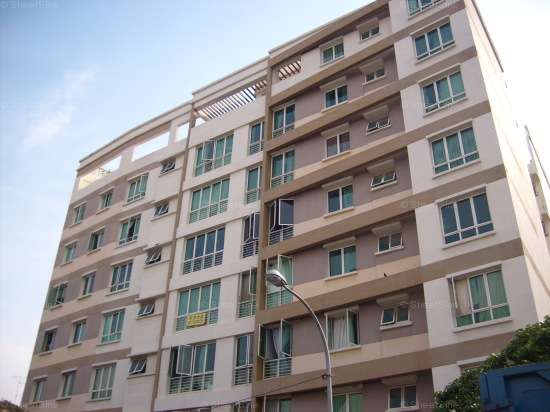 Crystal Lodge (D14), Apartment - For Rent