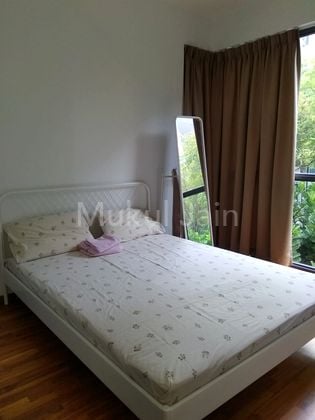 2 Bed Condo for Rent in Palm Isles