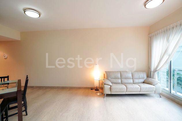 2 Bed Condo for Rent in Sunshine Plaza