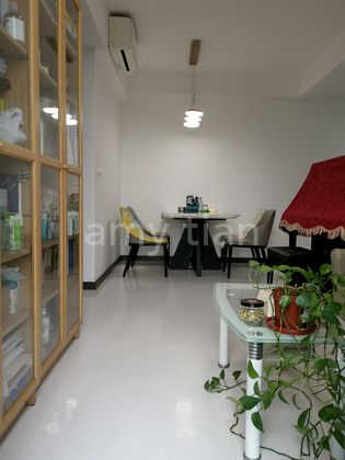 3 Bed Condo for Rent in Lake Grande