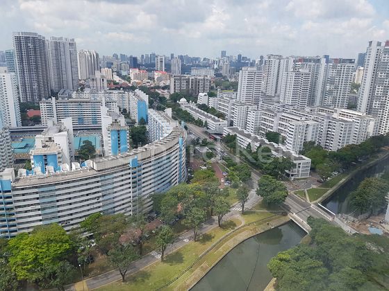 2 Bed Condo for Rent in Eight Riversuites