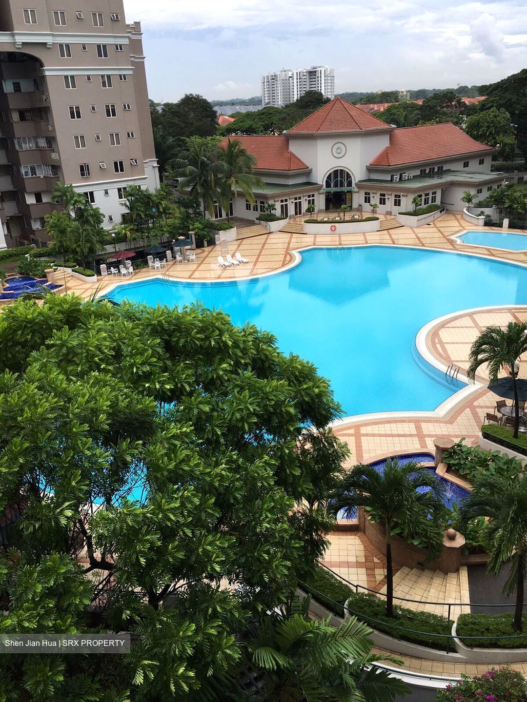 Castle Green (D26), Condominium - For Rent