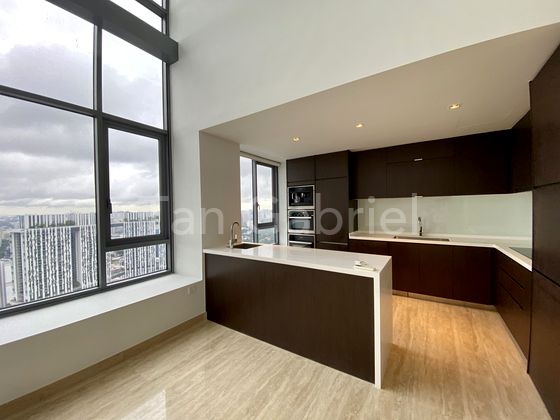 2 Bed Condo for Rent in Altez