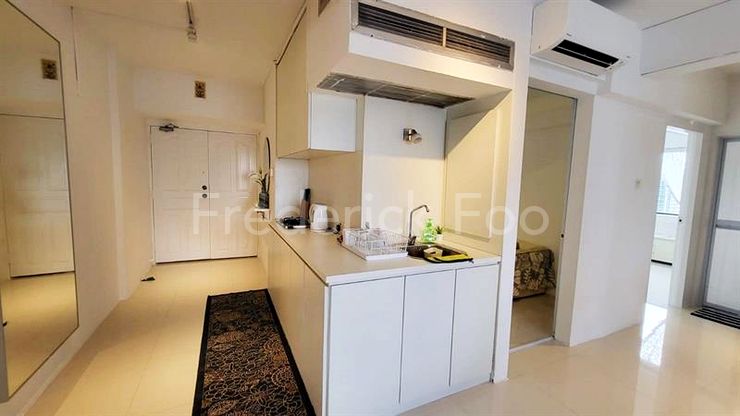 3 Bed Condo for Rent in Lucky Plaza