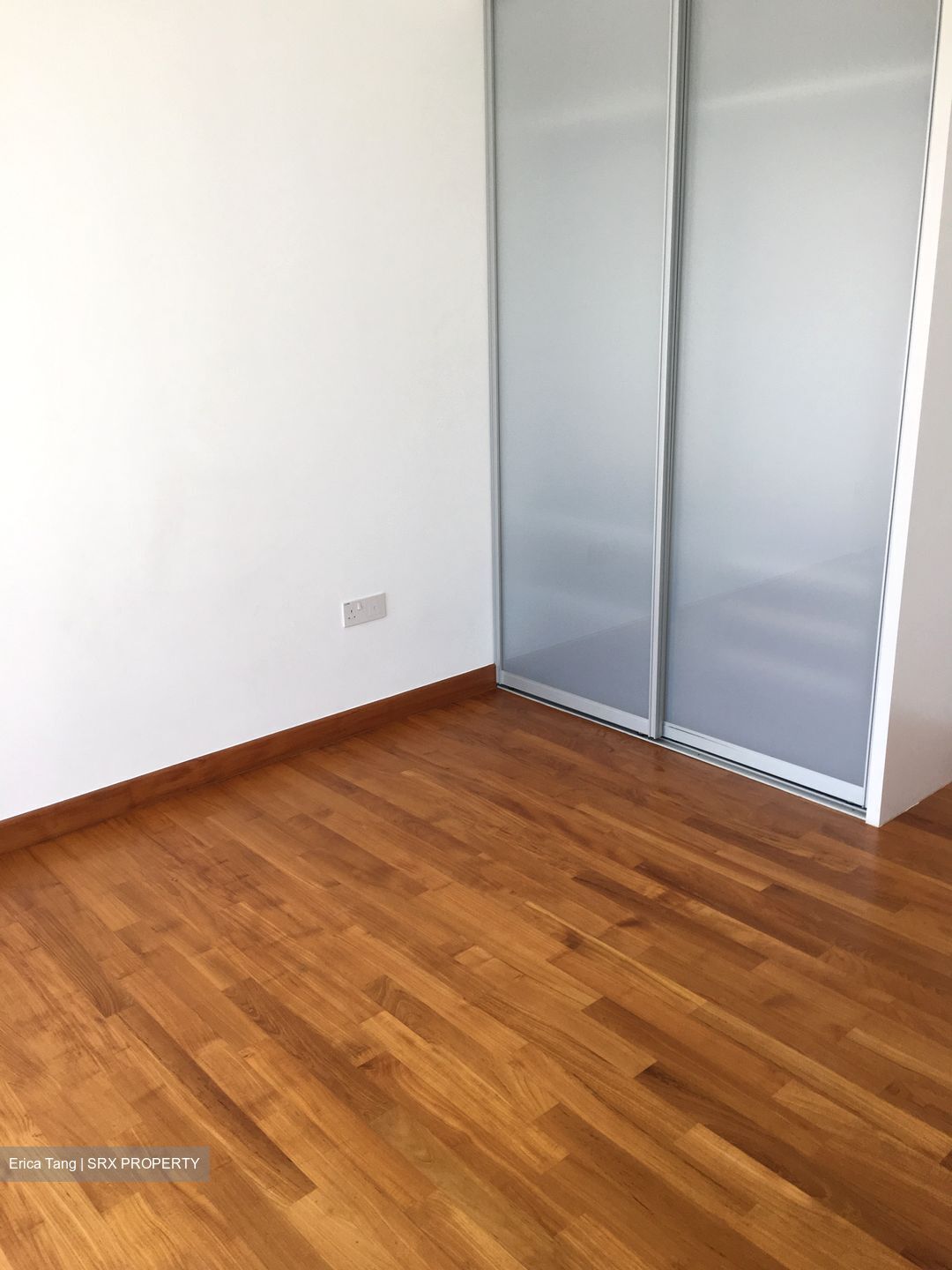 The Sound (D15), Condominium - For Rent