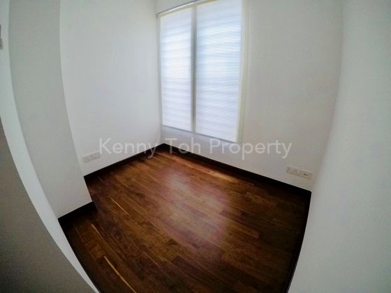 2 Bed Condo for Rent in Watermark Robertson Quay