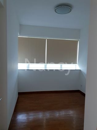3 Bed Condo for Rent in Goldenhill Park Condominium