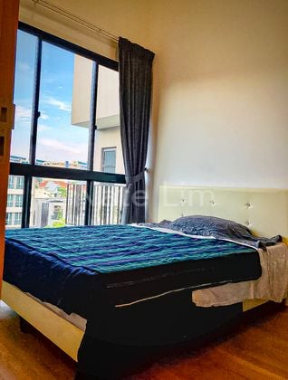 3 Bed Condo for Rent in The Navian
