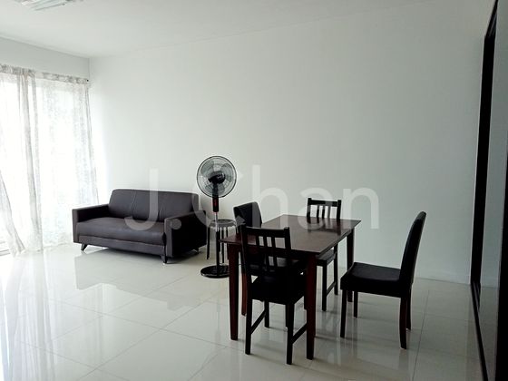 2 Bed Condo for Rent in The Centris