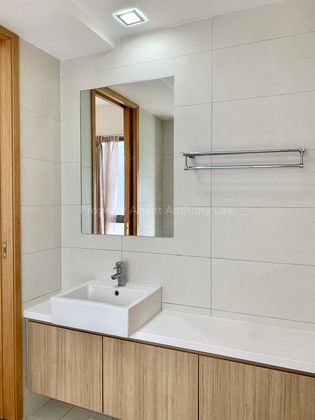 1 Bed Condo for Rent in Beacon Heights
