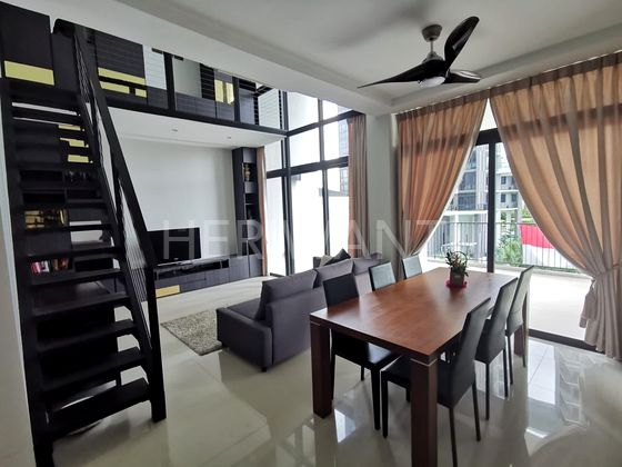 3 Bed Condo for Rent in The Trilinq