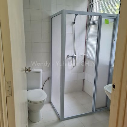 2 Bed Condo for Rent in Warner Court