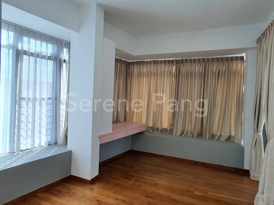 3 Bed Condo for Rent in Ceylon Residence