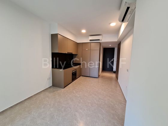 2 Bed Condo for Rent in Park Colonial