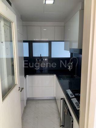 2 Bed Condo for Rent in Lincoln Suites