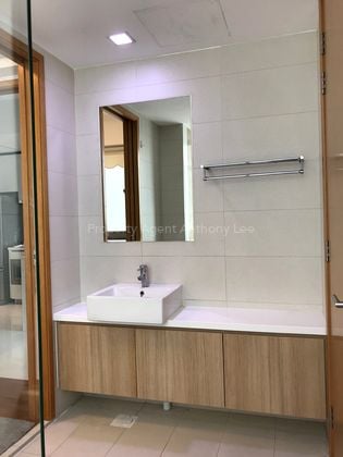 1 Bed Condo for Rent in Beacon Heights