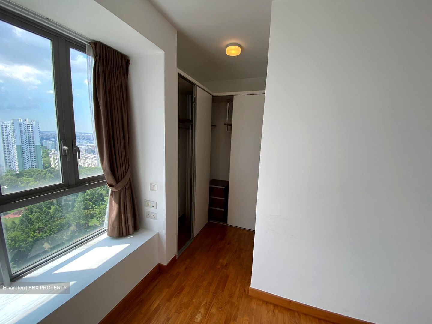 Centro Residences (D20), Condominium - For Rent