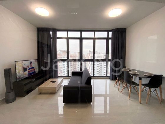 2 Bed Condo for Rent in Symphony Suites