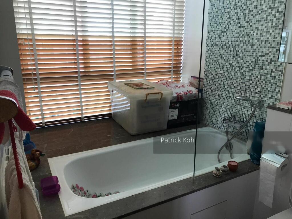 Livia (D18), Condominium - For Rent