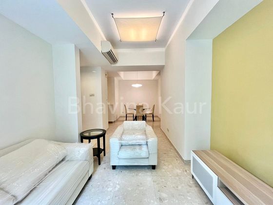 2 Bed Condo for Rent in The Bayron