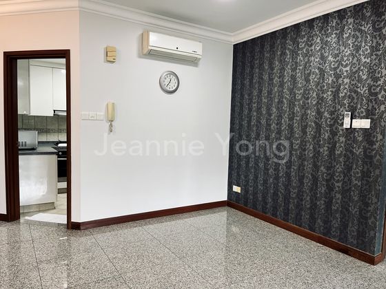 2 Bed Condo for Rent in Hillbrooks