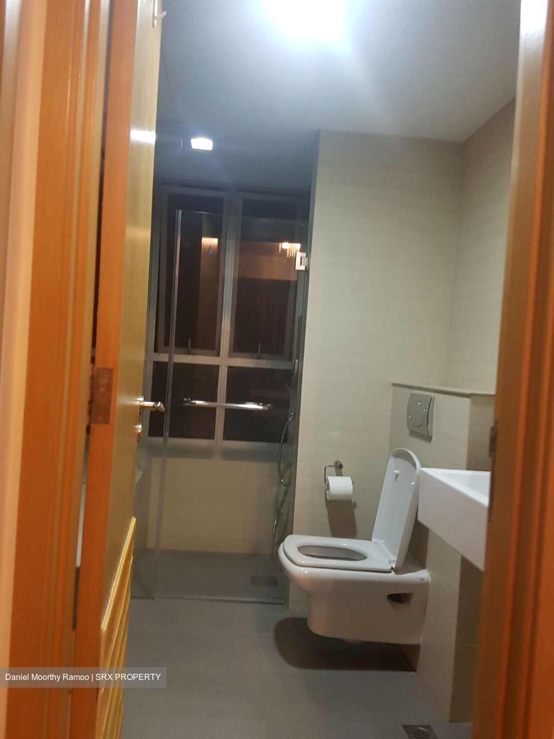 Oasis @ Elias (D18), Condominium - For Rent