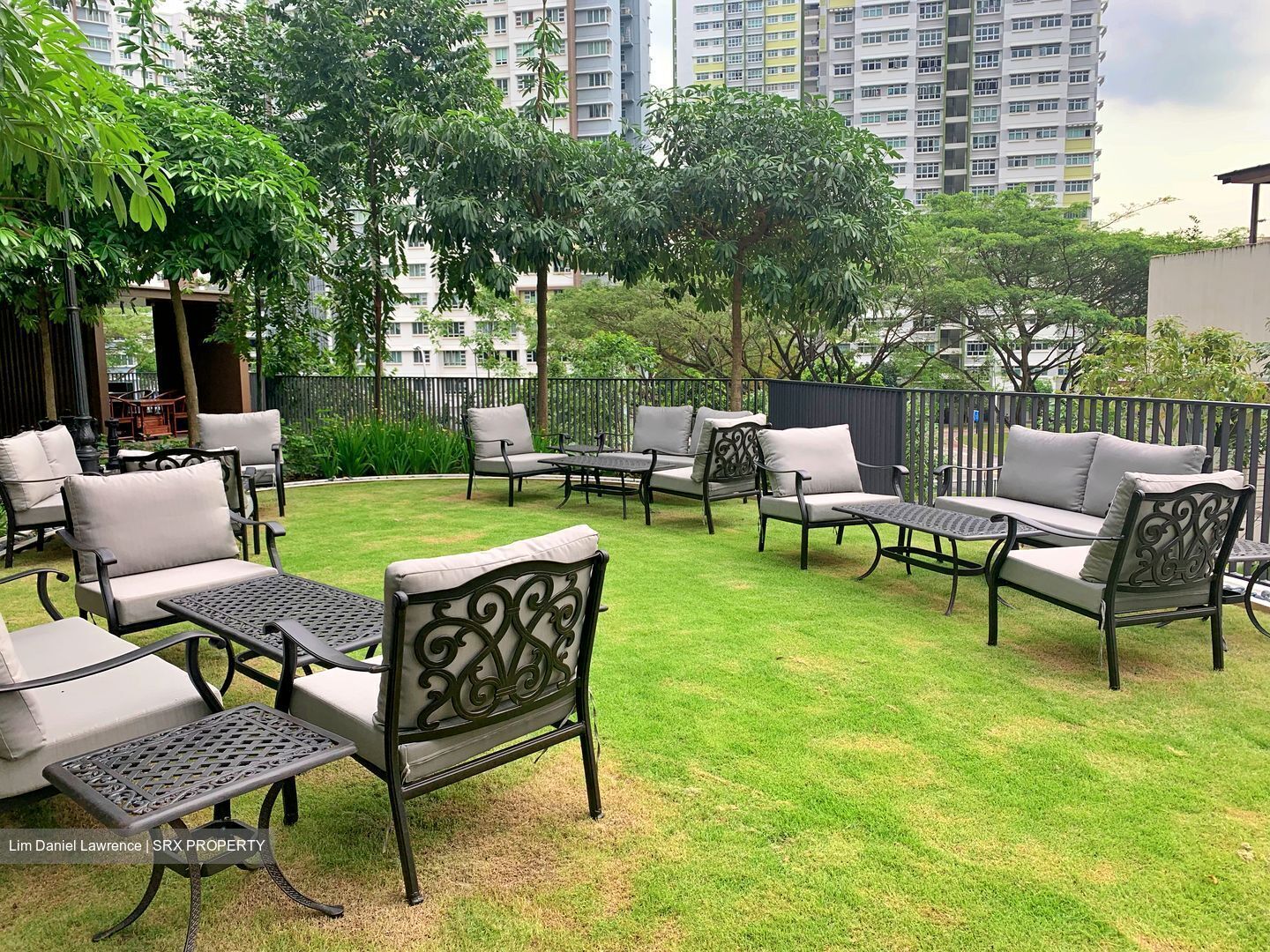 High Park Residences (D28), Apartment - For Rent
