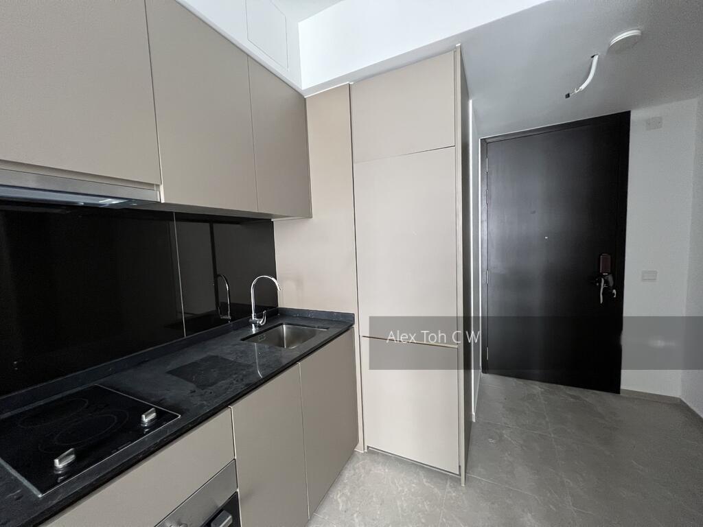 Park Colonial (D13), Condominium - For Rent