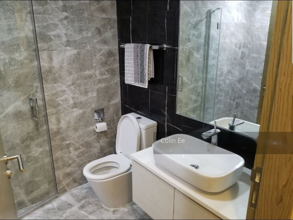 The Santorini (D18), Condominium - For Rent