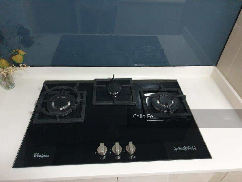 The Santorini (D18), Condominium - For Rent