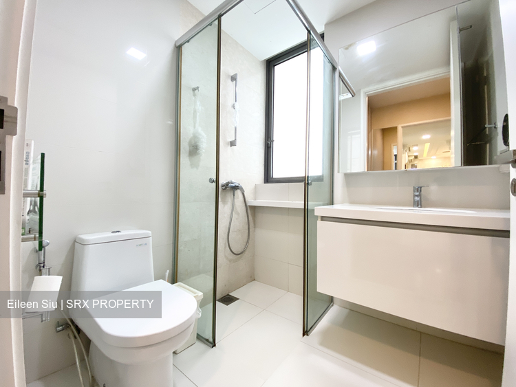 Sky Habitat (D20), Condominium - For Sale